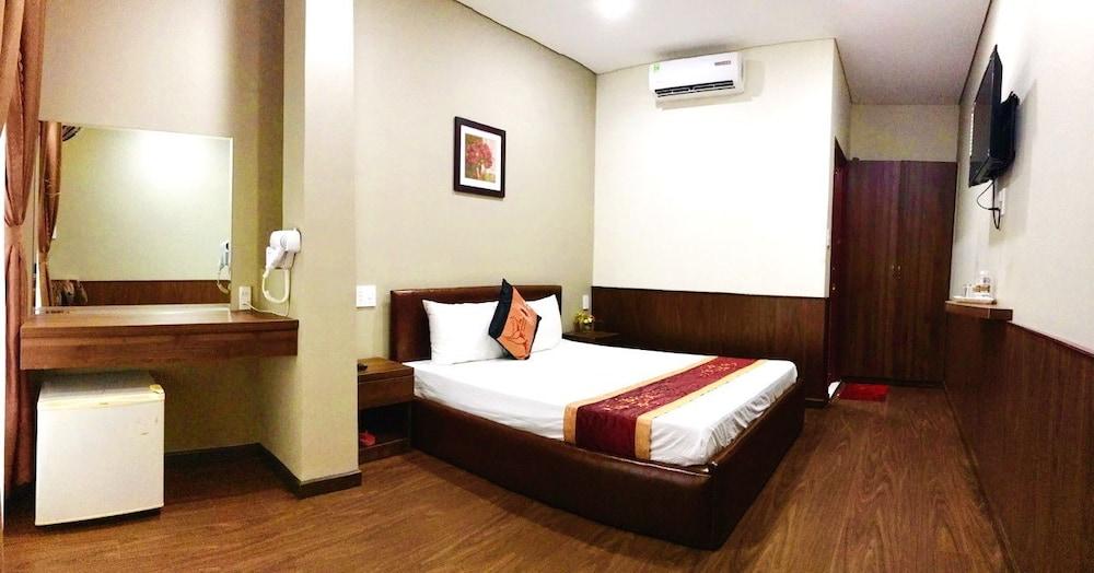 Quan Quan Hotel Đà Nẵng Exterior foto