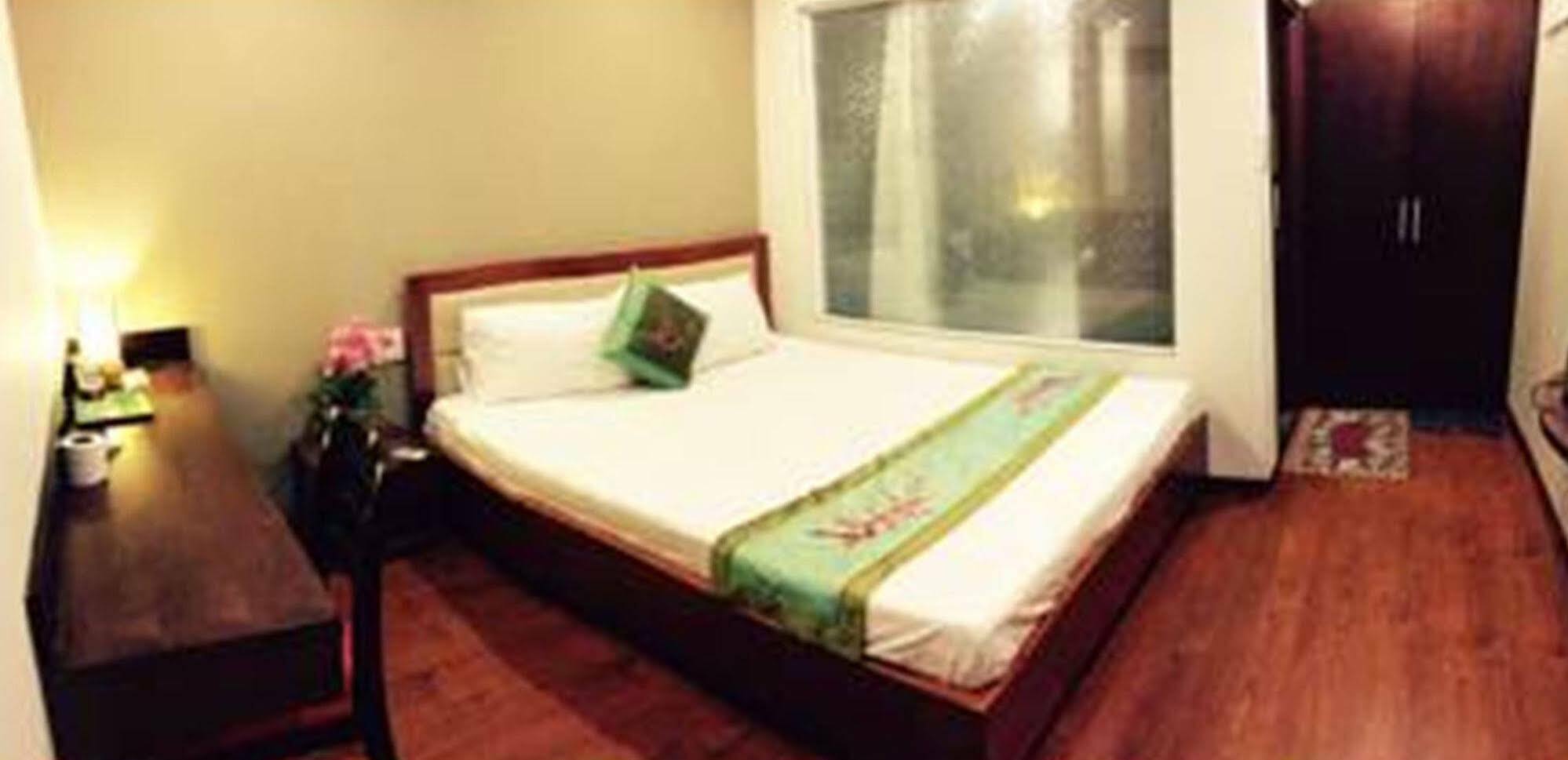 Quan Quan Hotel Đà Nẵng Exterior foto